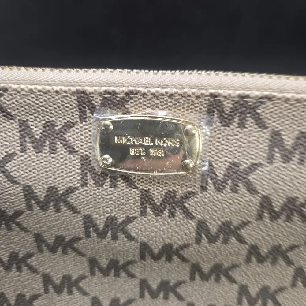 Michael Kors Signature Logo Belt Bag Set Size Small Belt 27-31 Pouch Is 8x5 Inch